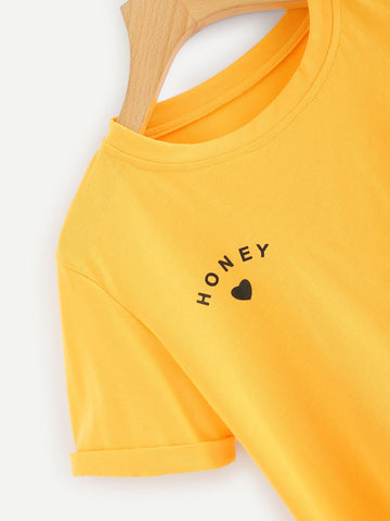 Letter Graphic Crop Tee