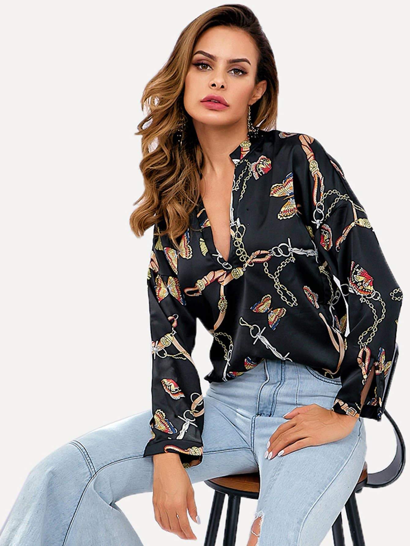 Chain Print V-neck Blouse
