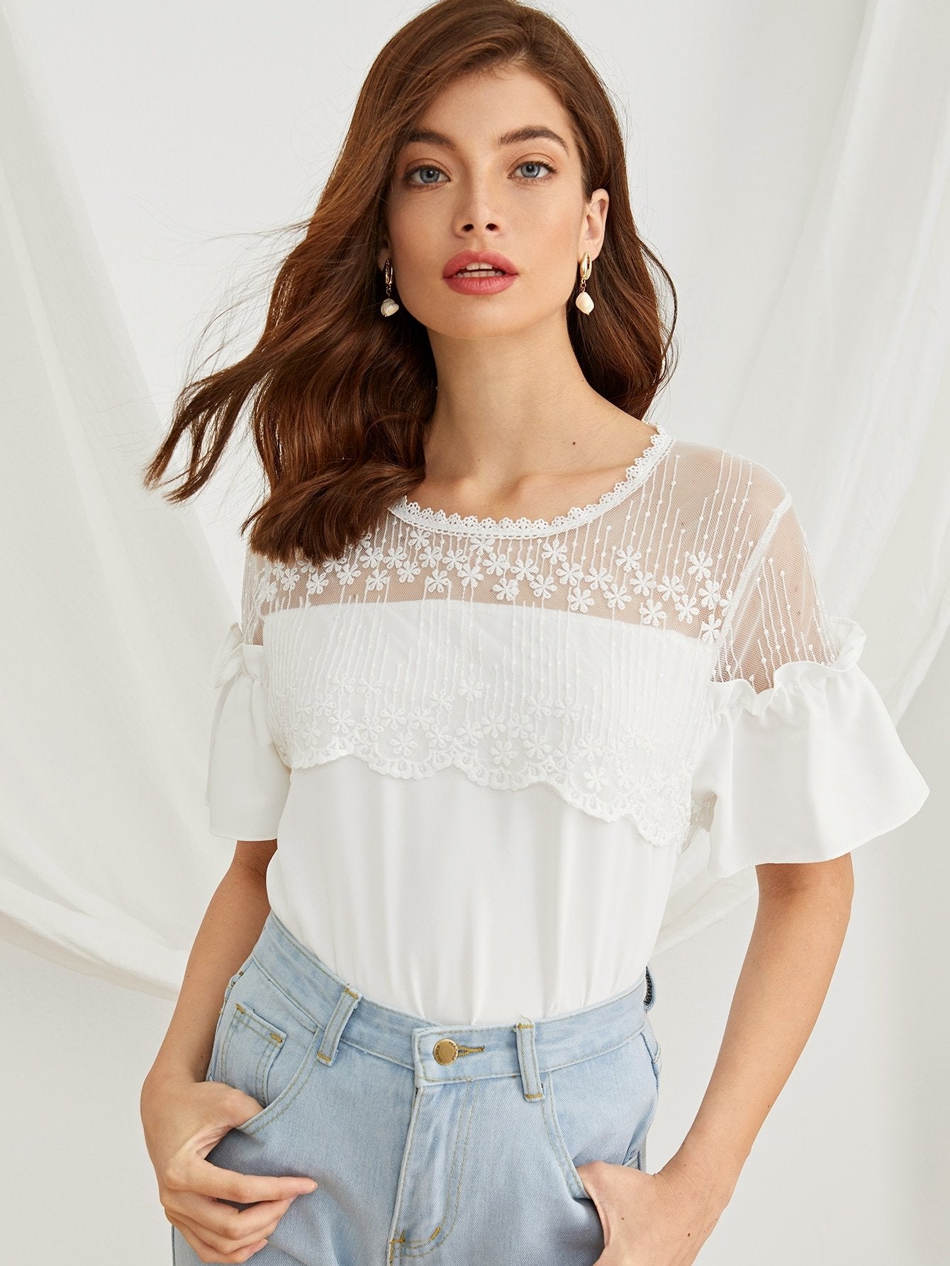 Contrast Lace Frill Flounce Sleeve Blouse