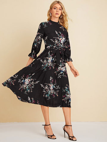 Floral Print Pleated Hem Belted Dress