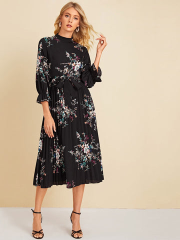 Floral Print Pleated Hem Belted Dress