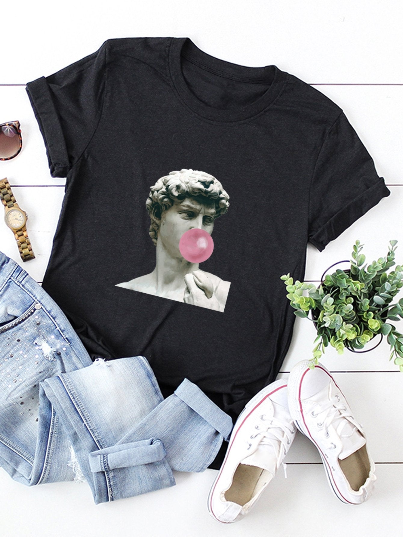 Round Neck Figure Sculpture Graphic Tee