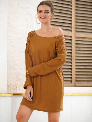 Contrast Hooked Flower Jumper Dress