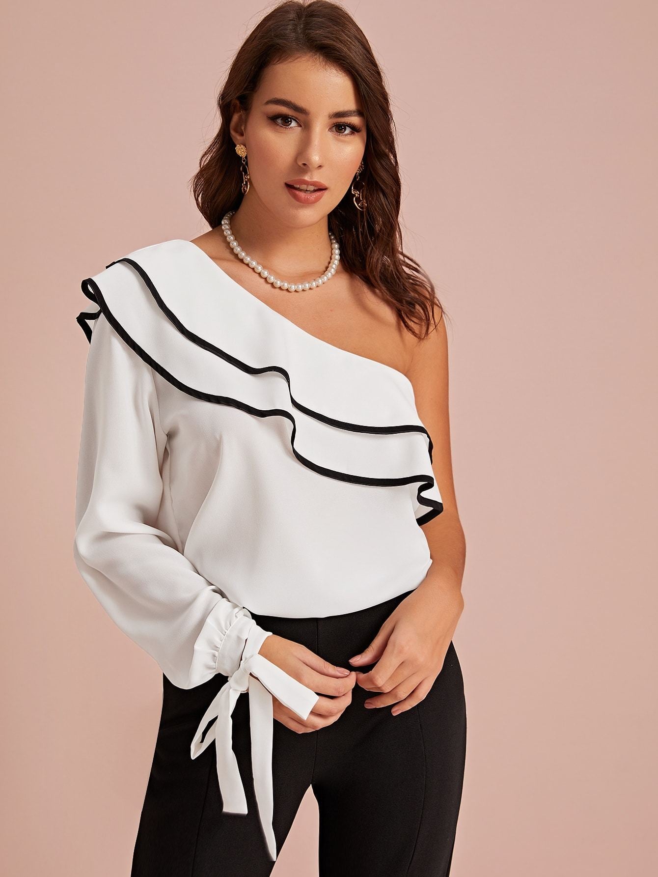 Contrast Binding One Shoulder Tie Cuff Blouse