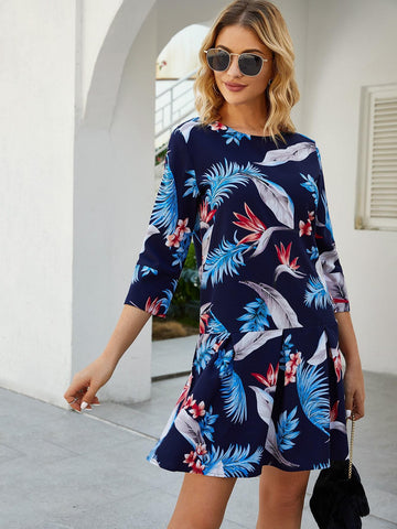 Floral Graphic Keyhole Back Dress