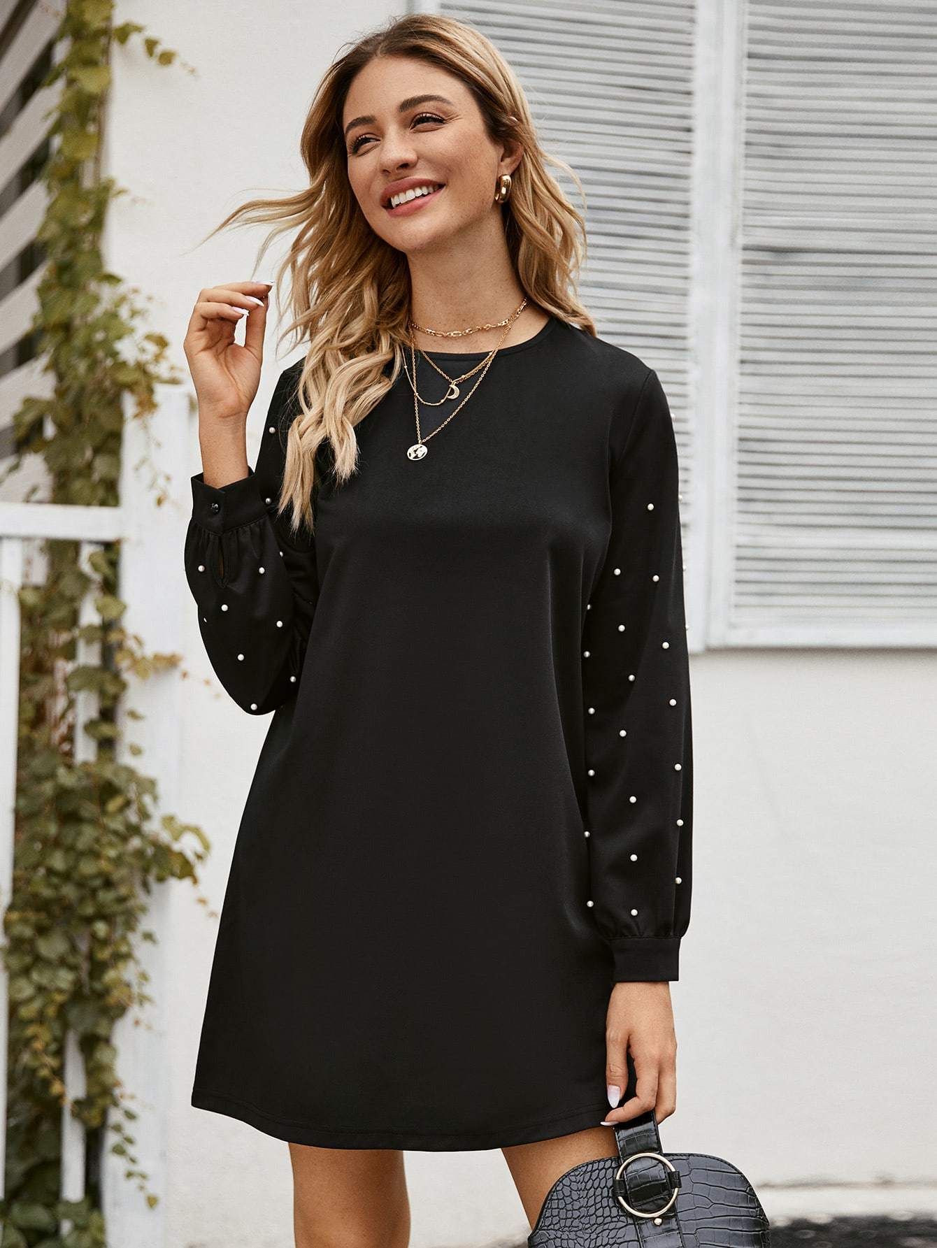 Keyhole Back Pearls Detail Tunic Dress