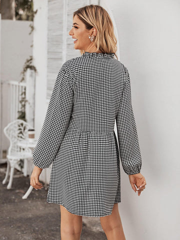 Houndstooth Print Notched Collar Dress