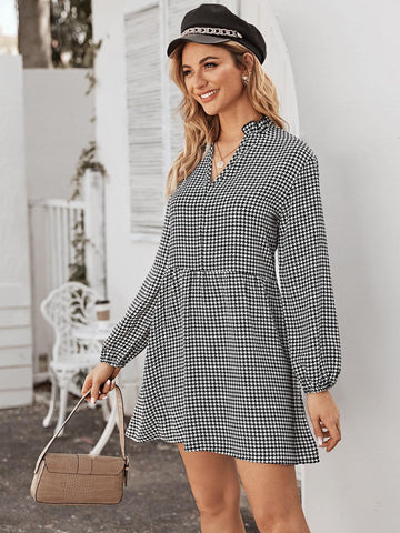 Houndstooth Print Notched Collar Dress
