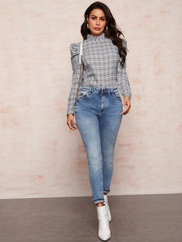 Frill Plaid Puff Sleeve Blouse