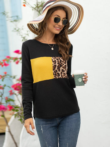 Leopard Print Curved Hem Tee