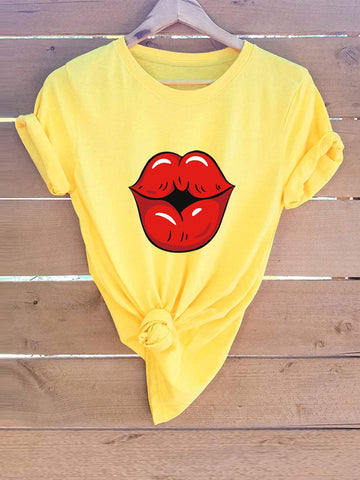Round Neck Lipstick Print Tee