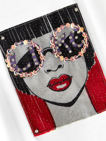 Figure Graphic Contrast Sequin Tee