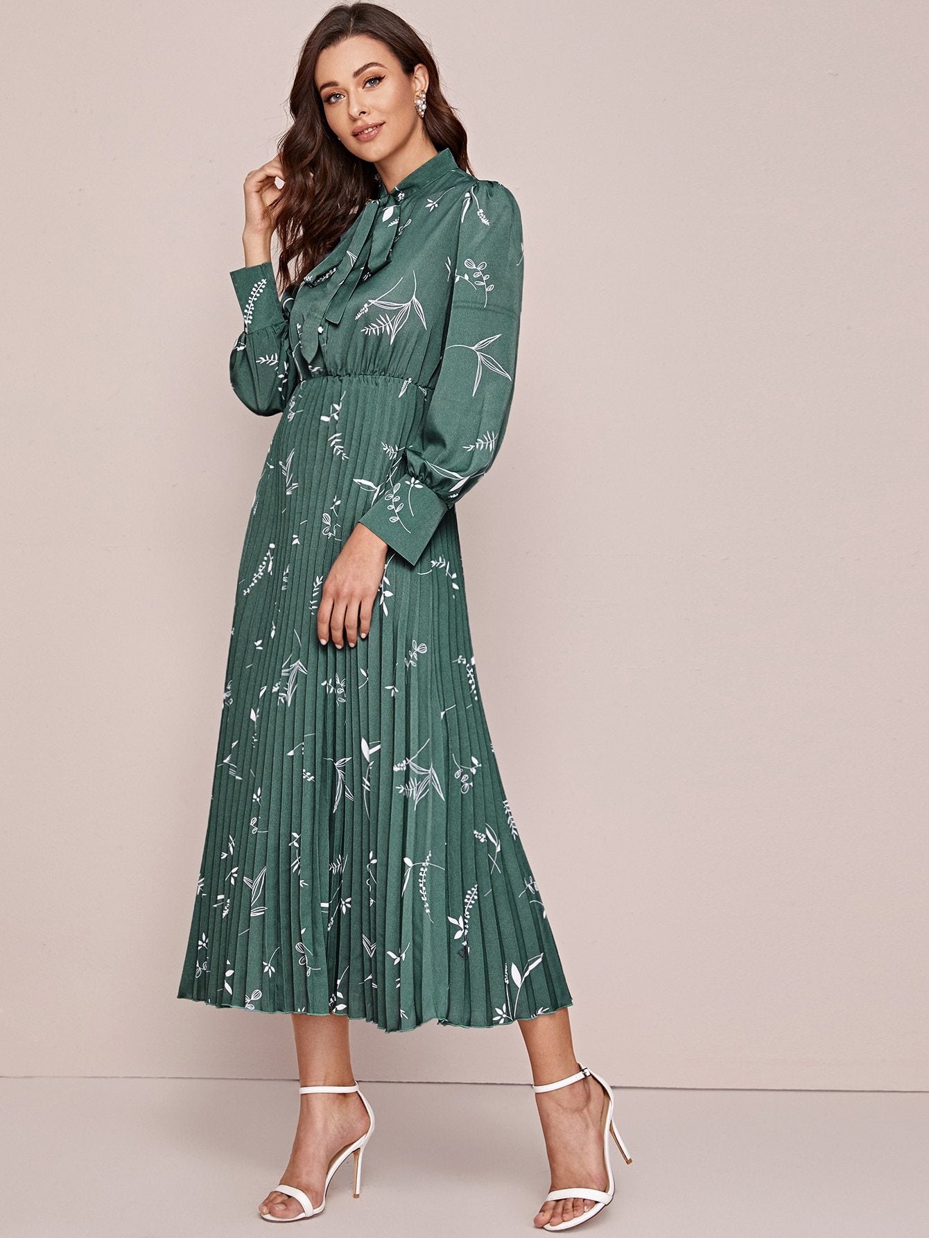 Plants Print Tie Neck Pleated Hem Dress