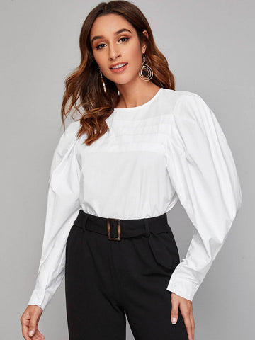 Keyhole Back Gigot Sleeve Solid Top