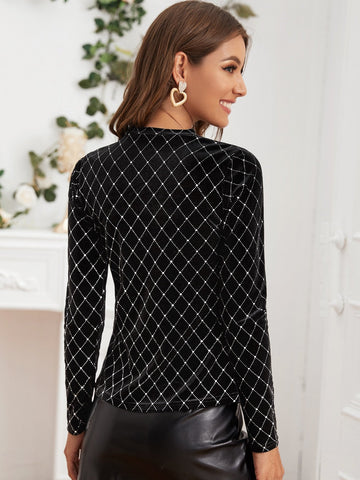 Argyle Pattern Cutout Front Fitted Tee